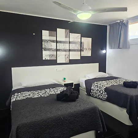 Apartment Sunset In Geranios By Helloapartments